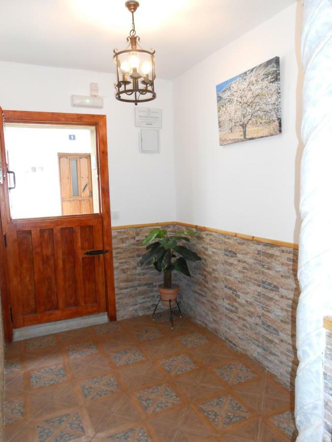 Appartement El Portal Viejo à Cabezuela Del Valle Extérieur photo